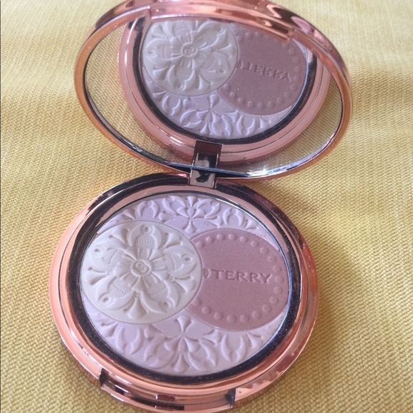 Sephora Other - By Terry limited edition pearlescent glow sold out